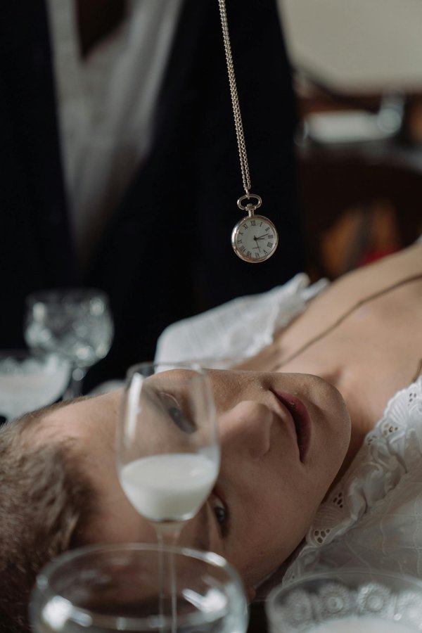 Hypnose à Reims : boostez votre bien-être avec Eve Masselaert